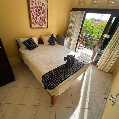 Sari Buana Bed & Breakfast Kuta Lombok Exterior foto